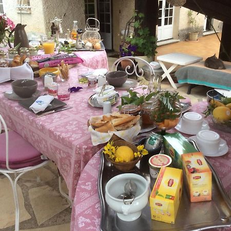 Lou Ribas Apartment Puyloubier Ngoại thất bức ảnh